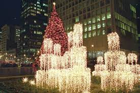 Daley Plaza S Annual Tree Lighting Ceremony Chicago Christmas Tree Tree Lighting Christmas Tree Lighting