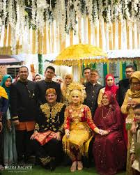 We did not find results for: Cut Meyriska Sisipkan Kado Untuk Hari Kemerdekaan Di Pernikahannya