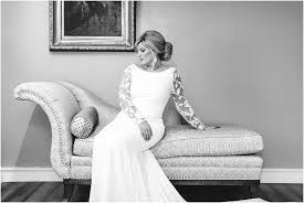Logan Bridal Portraits At Wakefield Barn Raleigh Nc Bridal Portraits Bridal Bride