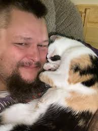 cat rescue from lowes store