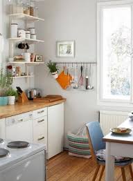 Modern kitchen interiors, large and small, can look attractive, inviting and bright. Kitchen Design Ideas In Small Space Ecsac
