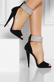 30 cm x 23 cm x 12 cm made from premium acrylic plastic, easy to clean handling time before shipping: Heels Heels Heels Page 24 Lipstick Alley