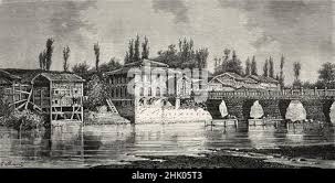 Srinagar bridge over the Jhelum river ...