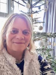 In between visiting people and organisations in Exeter, I had a chance to  pop over to Exeter's wonderful Christmas market. Supporting local  businesses and celebrating our community spirit is what makes this