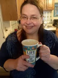 Hi my name is Alaina and I'm a coffeeaholic ☕🤣