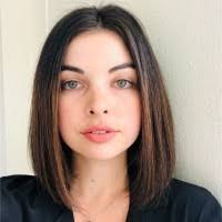 Alejandra Doyle's Instagram, Twitter & Facebook