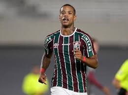 Born in rio de janeiro, kayky was initially rejected a place in the fluminense academy, as the club had filled their spaces, and instead joined local side mangueira. Fluminense Tem Novidades Na Escalacao Contra Cerro Par Na Libertadores