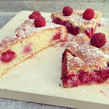 Gateau Leger Aux Framboises Sans Jaunes D Oeufs Ni Beurre Gateau Moelleux Recette Dessert Recette Gateau Leger