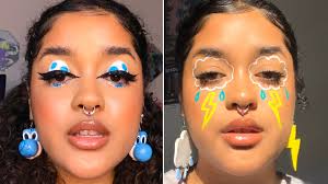 beauty influencer matches eye makeup to