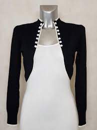 Ce boléro blanc sera idéal pour votre mariage ou une cérémonie. Epingle Sur Bolero Femme Pour Un Look Original Ou Chic