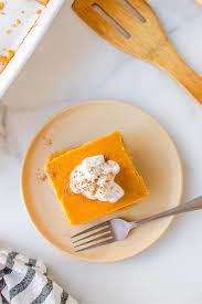 Pumpkin Pie Bars Recipe In 2021 Pumpkin Pie Bars Pumpkin Pie Easy Pumpkin Pie