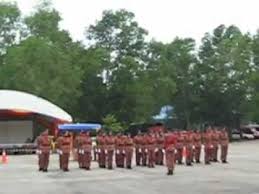 Kadet bomba & penyelamat sekolah (kbps). Kawad Kaki Kadet Bomba Dan Penyelamat Kontijen Kelantan 2012 Youtube