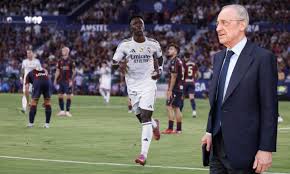El gesto de Vinicius tras su gol, menaje directo a Florentino y la directiva