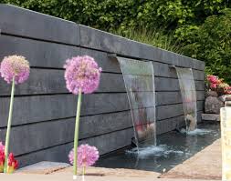 Lineo Mauerstein Wasserfall Diy Beton Garten In 2020 Front Garden Design Rock Garden Plants Gravel Garden