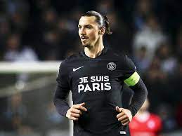 Zlatan ibrahimovic statue falls in malmo after being sawn off at the ankles following weeks of vandalism. Champions League News Ibrahimovic Emotionale Ruckkehr Nach Malmo