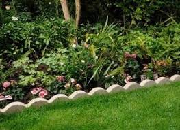 Get the ideal finish for your home with our quality cobbles & garden edging stones new products range (2021). Decorative Garden Edging Suffolk From Madingley Mulch