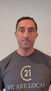 Thinking of Southern California. 🖤💛 Links in bio.