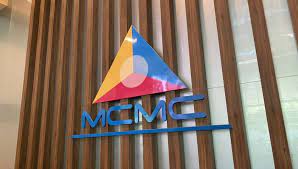 Malay news today malaysia online breaking news nst online malaysia news live malaysia online news portal malay mail online. Mcmc Goes Missing On Twitter After Users Find Out Account Bought From Teen For Rm1 300 Old Posts Not Scrubbed Malaysia Malay Mail