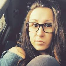 Sarah Sledge (@SarahSledge8)