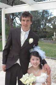 Tony Gee Is An Australian Wedding Celebrant Based In Melbourne Est 2012 Bi Lingual English Proficient Mandarin Cantonese C Melbourne Wedding Tony Gee Wedding