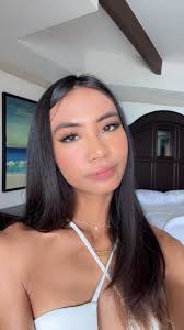 Looking to move ASAP!! I'm 26, single, and love anything fitness. I do  social media