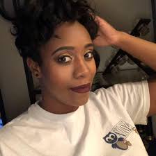 Alicia Knox updated her profile picture.