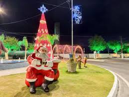 Tacyana anuncia chegada do Natal em Bayeux e confirma presença do Papai Noel  no giradouro