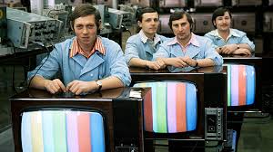 Die erste autobahn mit mittelstreifen wurde dann 1935 zwischen frankfurt und darmstadt eröffnet. Explosionsgefahr Warum Sowjetische Fernseher Manchmal In Die Luft Gingen Russia Beyond De