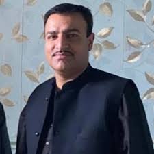 Mr Corbett former School Teacher of BreezeHill School has sadly passed  away.... Our thoughts are with your family at this hard testing times. RIP  Mr Corbett