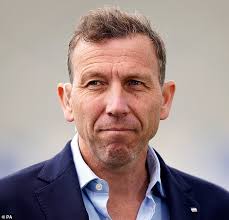 English cricket greats warn current crop of stars their fans could turn