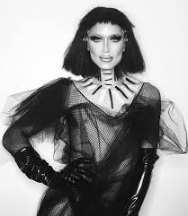 Pin On Drag Queens