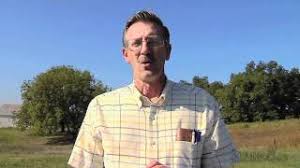 How To Dig a Perfect Planting Hole