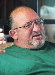 Louis Stump's Instagram, Twitter & Facebook