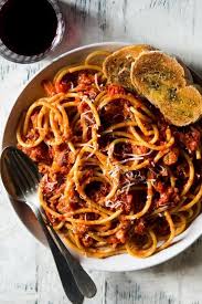 Pasta Amatriciana Recipe A Delicious Tomato Pasta Sauce Made With Guanciale Or Pancetta Red Pepper Flakes Amatriciana Recipe Pasta Amatriciana Pasta Recipes