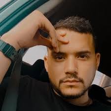 Kenneth Correa (@KennethCorrea9)