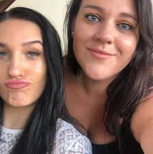 What are the best parking and restaurant options near the stadium for the  Bocelli concert in Cape Town?