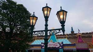 ディズニーランド街灯の世界 tdlgaitouworld さん twitter thankful pics lamp post