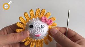 Amigurumi Ay Cicegi Yapimi 3d Tig Isi Ay Cicegi Yapilisi Tig Isleri Aplike Desenleri Orgu