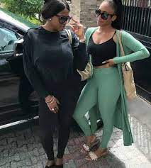 Nigerian singer, waje, has lost her father. Waje Celebrates Her Daughter As She Turns 20