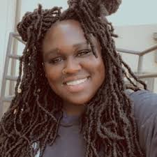 Roberta Flores (@Roflo16)