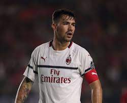 Ma quello di romagnoli è fallo e quindi rigore. Alessio Romagnoli Ac Milan Spot