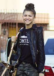 Heyzendaya Leather Jacket Fashion Zendaya