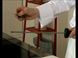 Technique De Cuisine Aiguiser Un Couteau Youtube