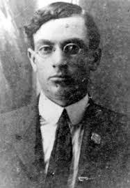 Manuel Wilcox's Instagram, Twitter & Facebook