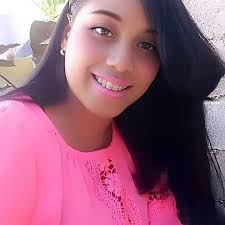 Ya no tengo 20 años 😁 tengo 55 años , tengo arrugas ¿ Todavía merezco un  me gusta aquí ? 🤔