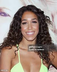 140 Trainwreck New York Premiere Outside Arrivals Stock Photos, High-Res  Pictures, and Images