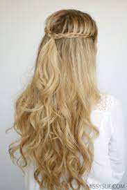 mini braids and beach waves missy sue frisur hochgesteckt hochsteckfrisur brautjungfern frisuren