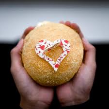 New Sugar Bun Flavour Alert From Giovane Cafe Fairmontpacific Passionfruit Valentinesday Love Buns Aka Sugar Bun And I Passion Fruit Travel Food Flavors