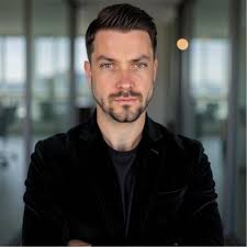 This morning I graduated from University College Cork with a First Class  Honours Masters. A huge thank you to the School of Medicine at UCC, Dublin  Fire Brigade and the National Ambulance