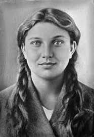 Wikipedia:WikiProject Women in Red/Missing articles by time period/Deaths  1943